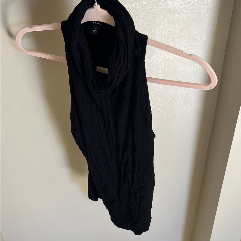 Lulu's Black Sleeveless Top